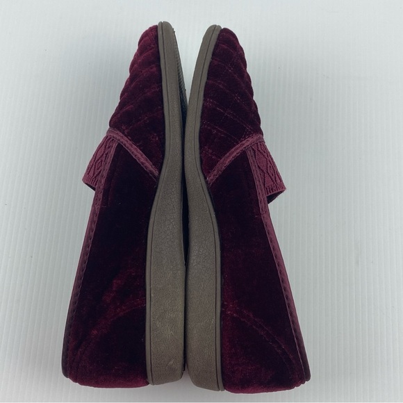 Tender Tootsies Lily Slippers Sz 7 Bergundy Plush - Picture 5 of 11